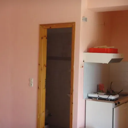 Lefteris Vendégház 3*