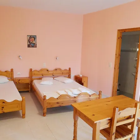 Lefteris Pensiune 3*