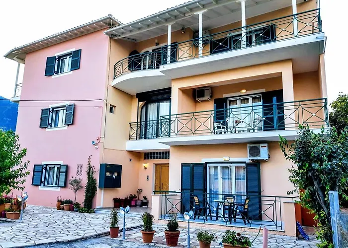 Lefteris Pensionat Nidhrion